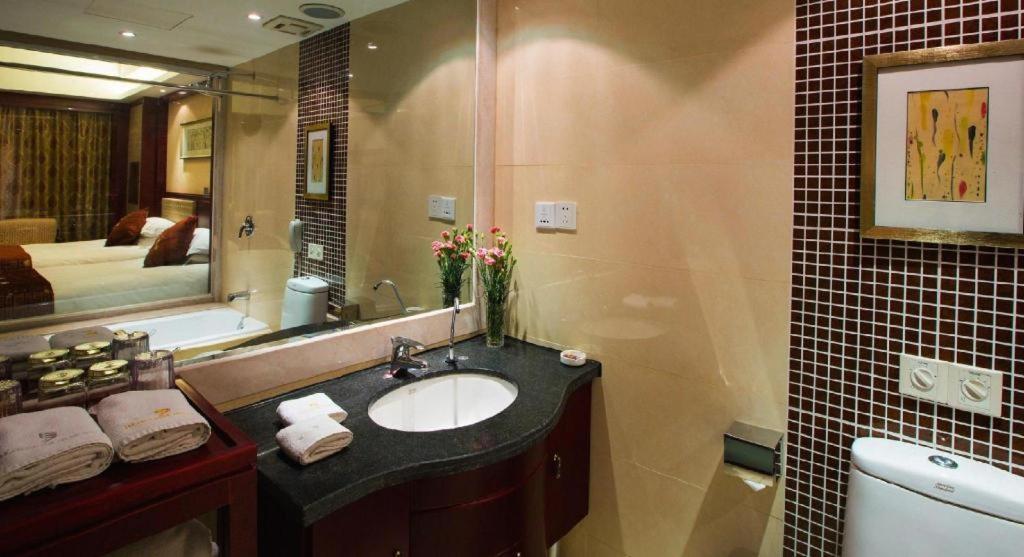 Feicheng Blossom Hotel Exterior foto